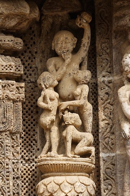 Konarak-Temple du soleil-078